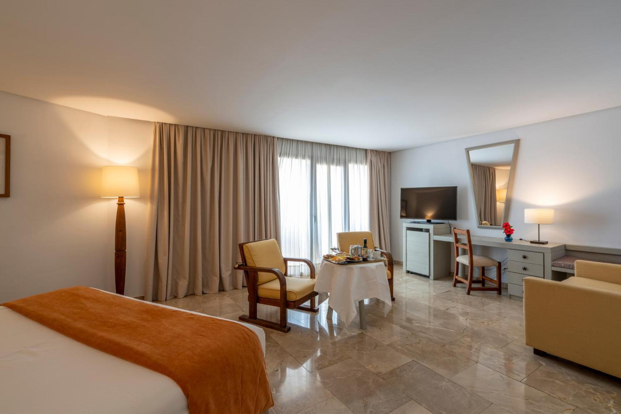 Parador De Μελίγια Εξωτερικό φωτογραφία