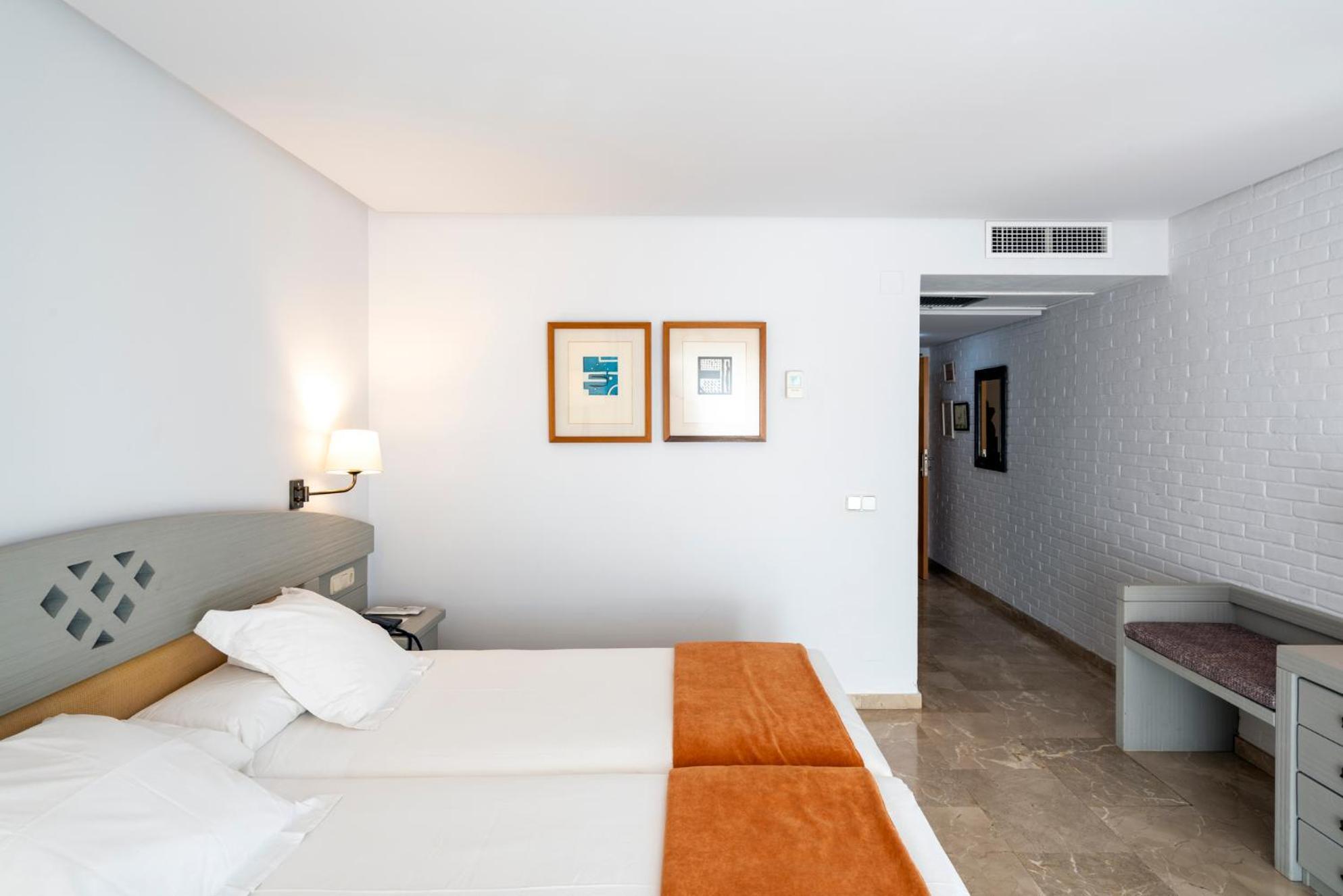 Parador De Μελίγια Εξωτερικό φωτογραφία