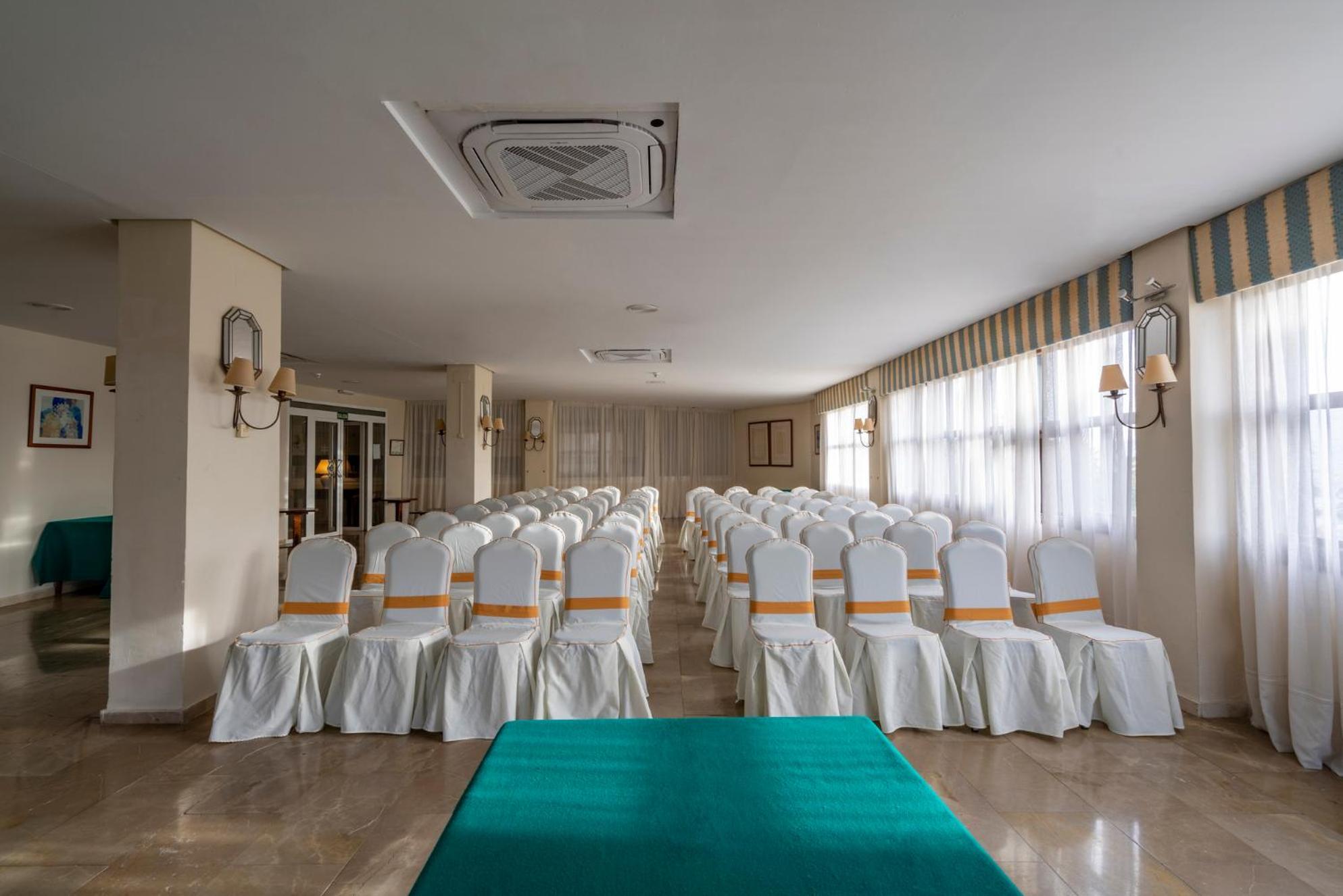 Parador De Μελίγια Εξωτερικό φωτογραφία