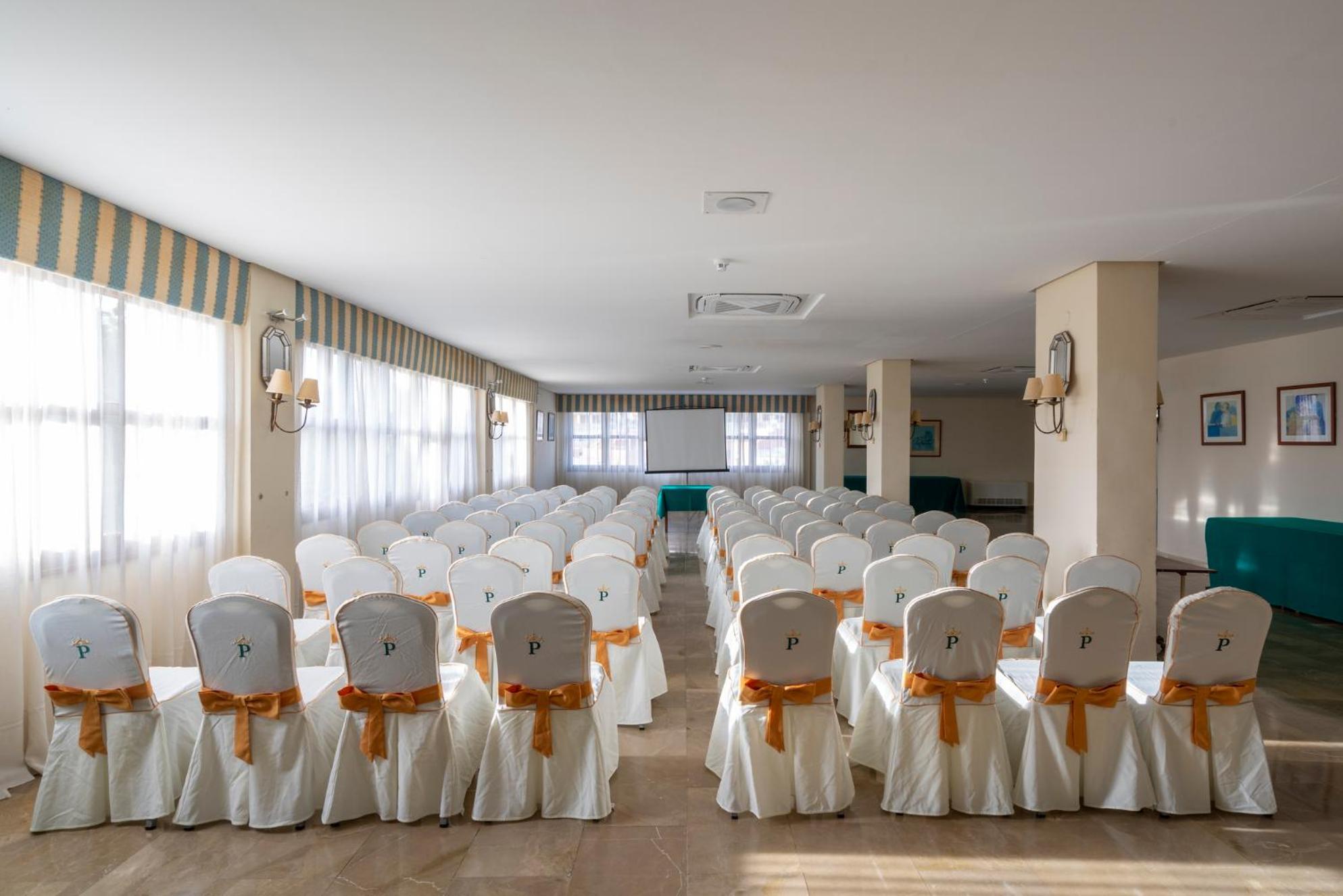Parador De Μελίγια Εξωτερικό φωτογραφία
