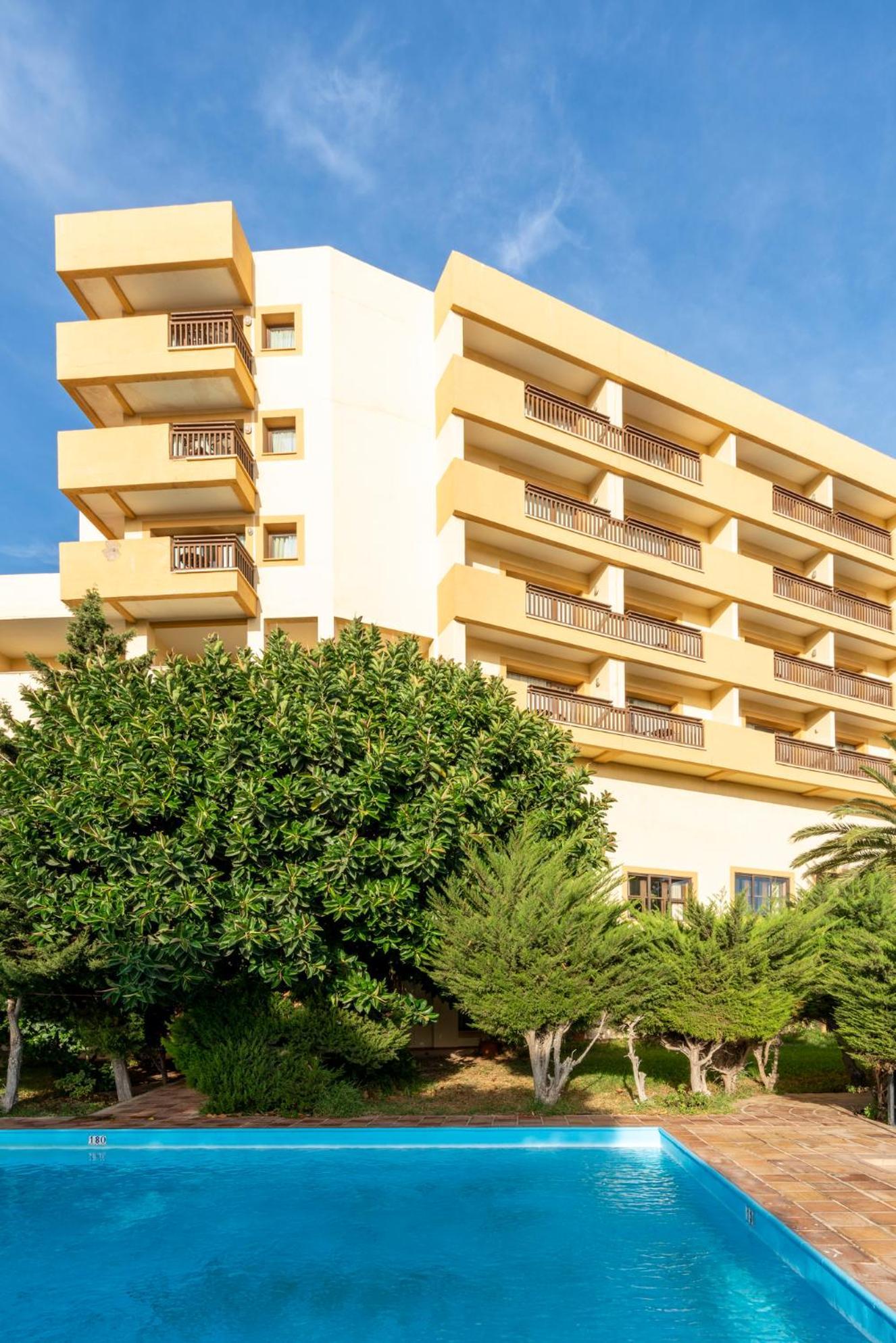 Parador De Μελίγια Εξωτερικό φωτογραφία