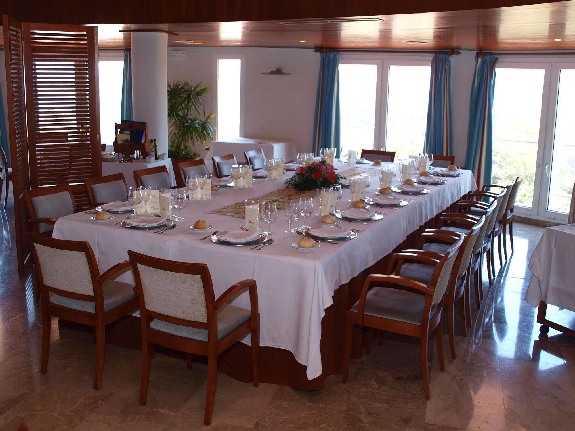 Parador De Μελίγια Εξωτερικό φωτογραφία